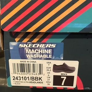 Brand new in box Skechers Foamies